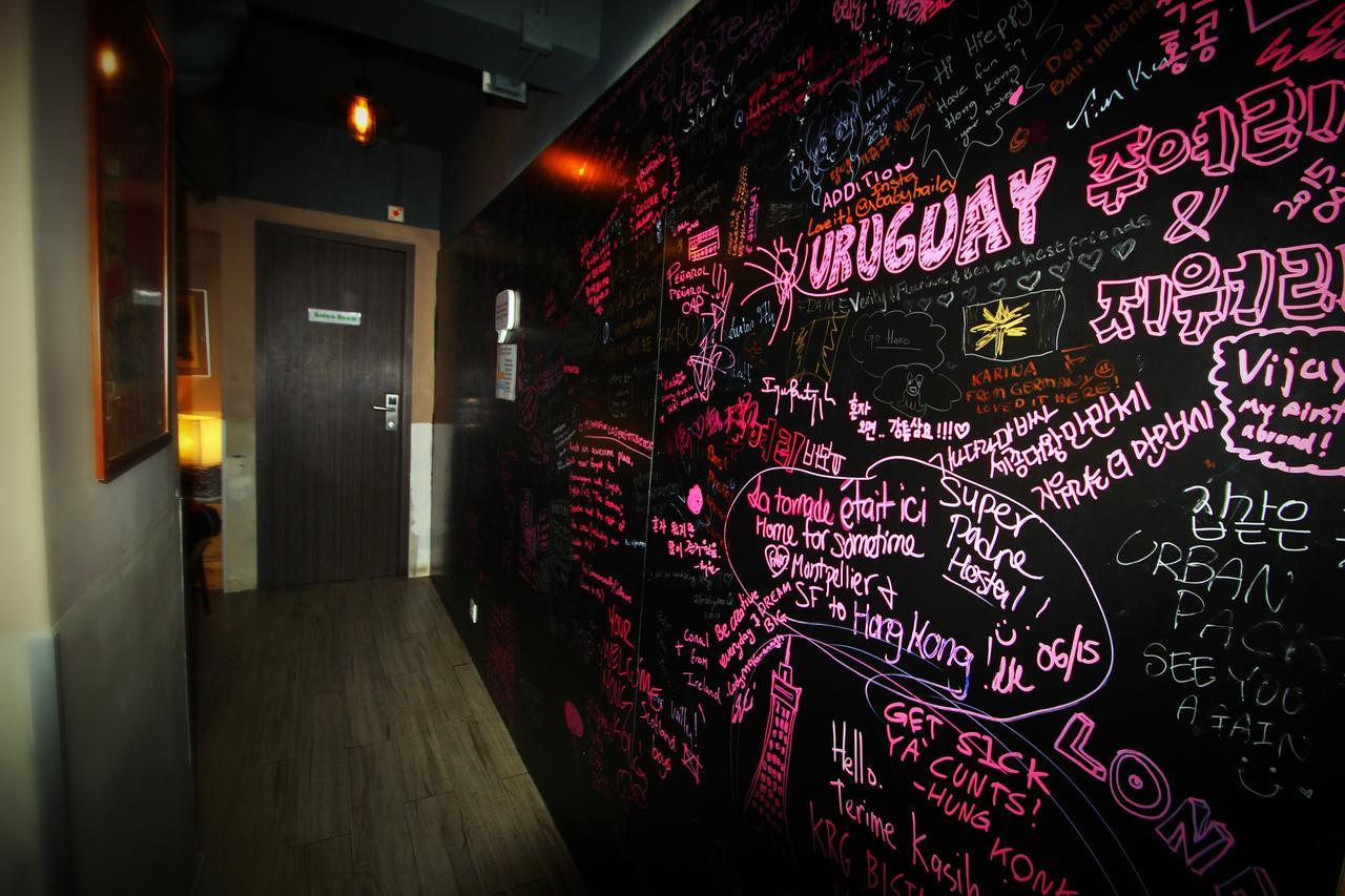 Urban Pack Hostel Hong Kong Bagian luar foto
